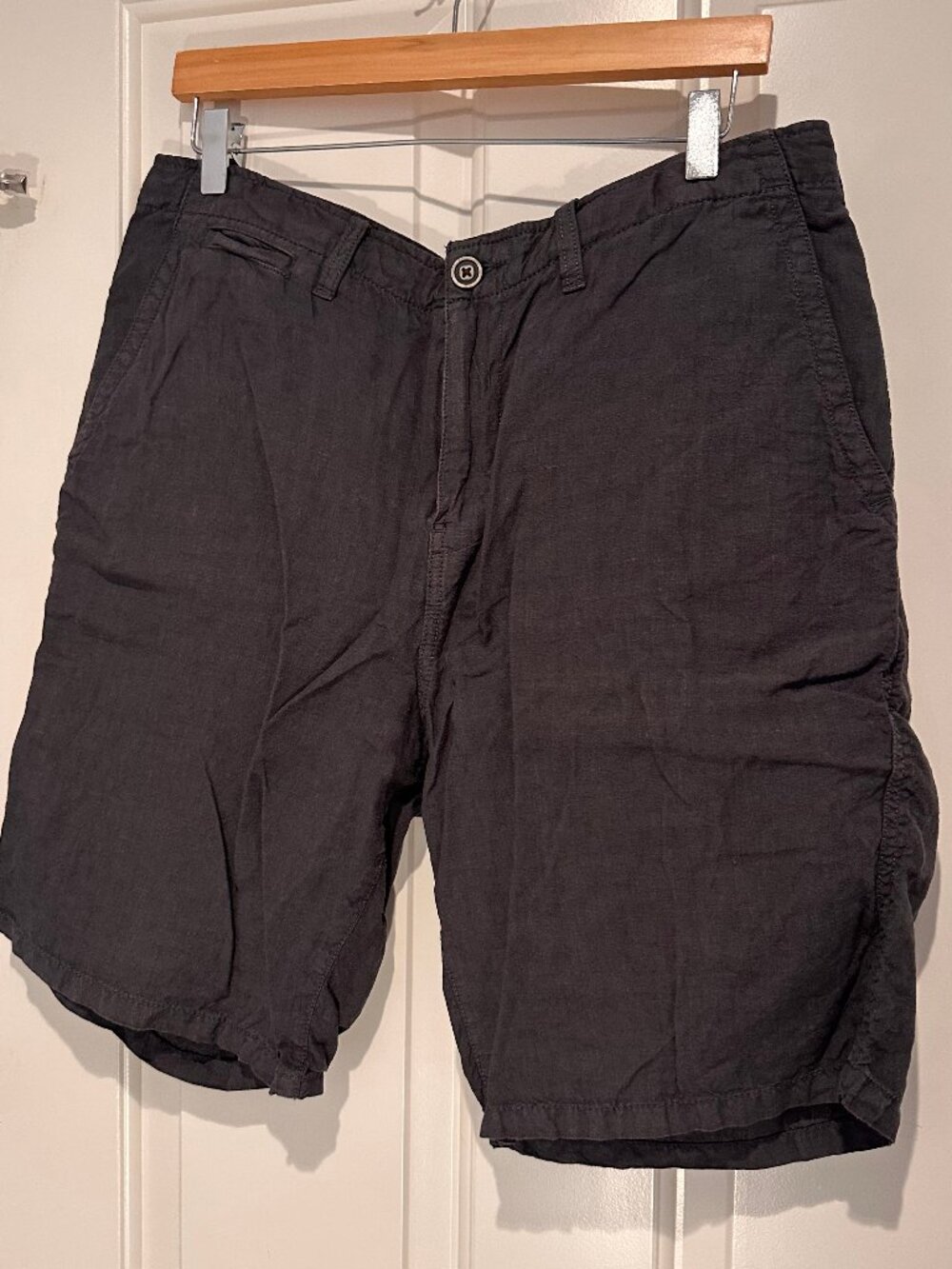 Lucky Brand Men's dark Grey Linen Shorts, Size 34